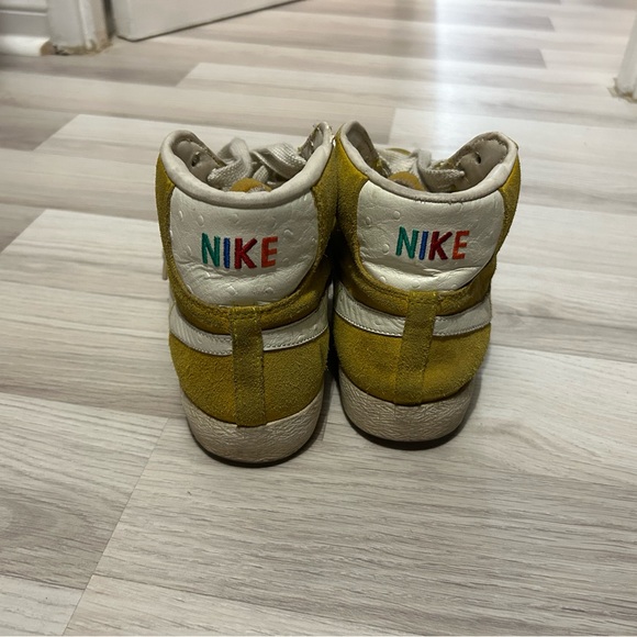 Nike Blazer size 42EUR (8.5US) - Picture 3 of 4